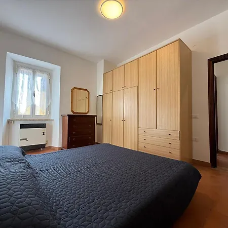 La Rosa Dei Venti, Serravalle Apartment *