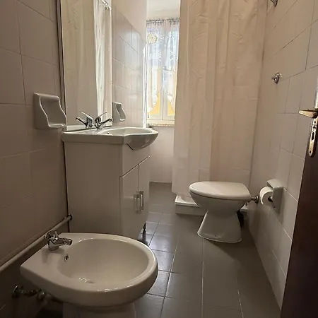 La Rosa Dei Venti, Serravalle Apartment *